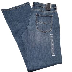NY & Co curvy boot cut jean 10P